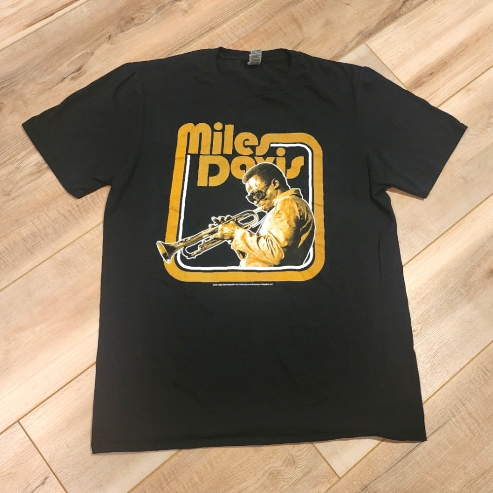 Miles Davis T-shirt Medium